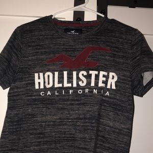 Hollister tee